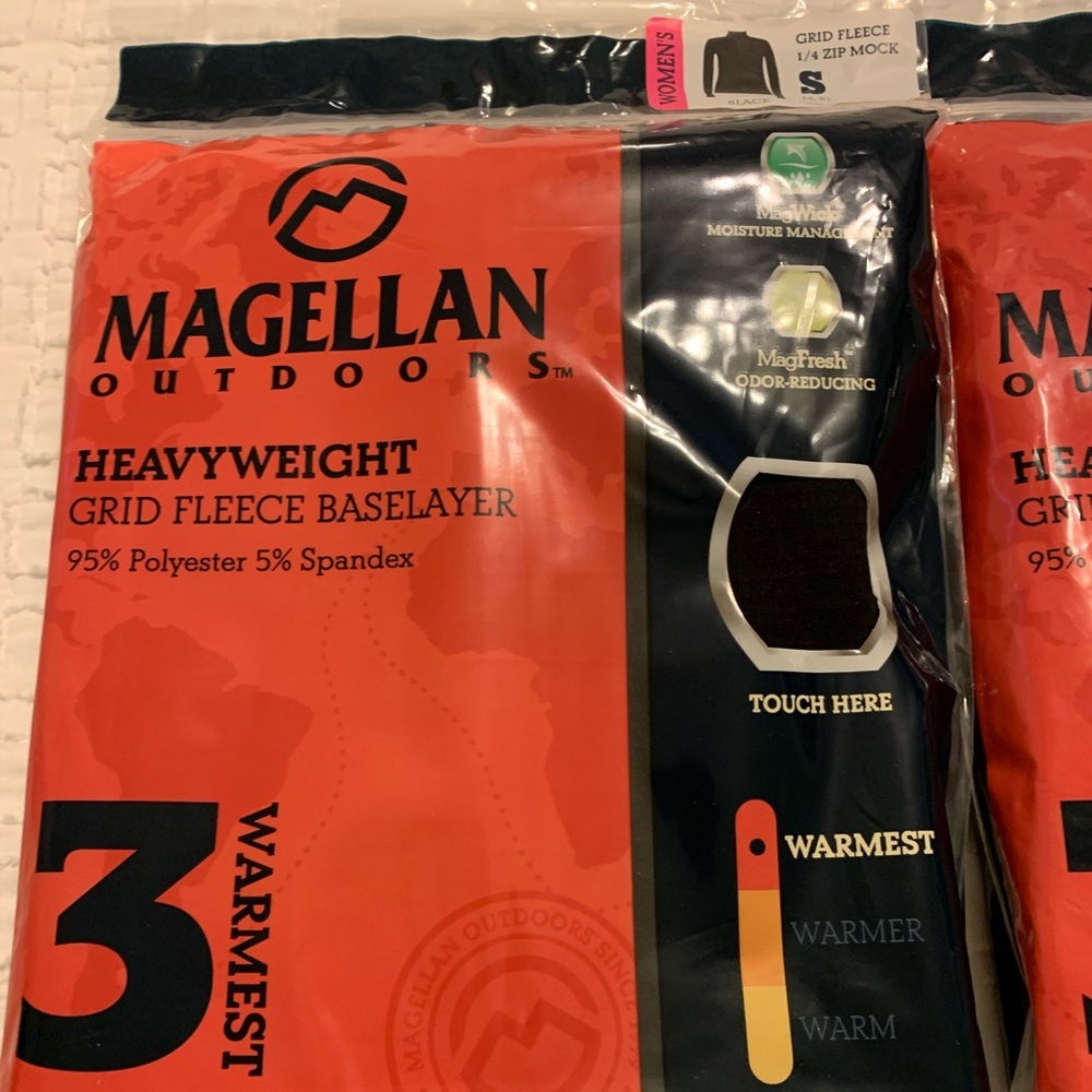 Magellan Outdoors women’s base layer set